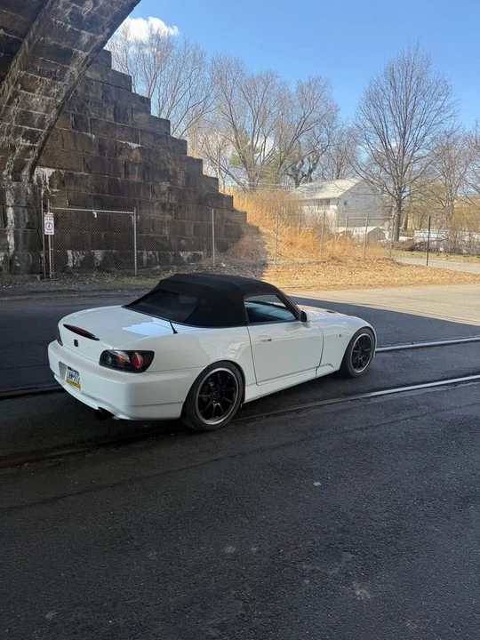 2006 Honda AP2 S2000 - Image 5 of 17