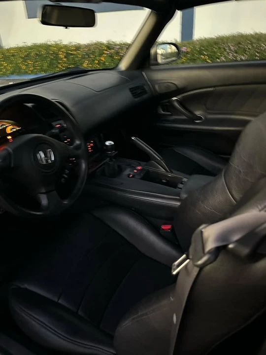 2006 Honda AP2 S2000 - Image 3 of 11