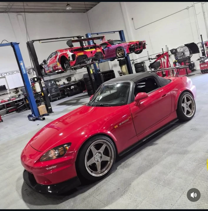2006 Honda AP2 S2000 - Image 2 of 19