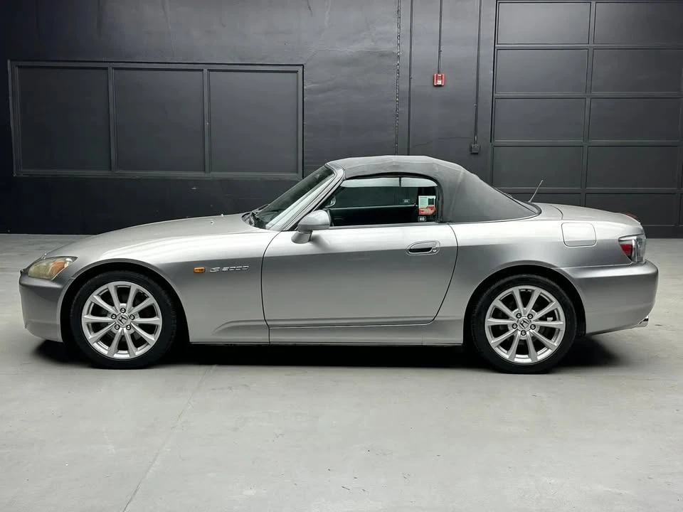 2006 Honda AP2 S2000 - Image 2 of 20