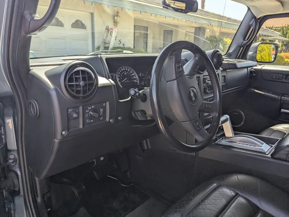 2006 Hummer Hummer H2 - Image 16 of 24
