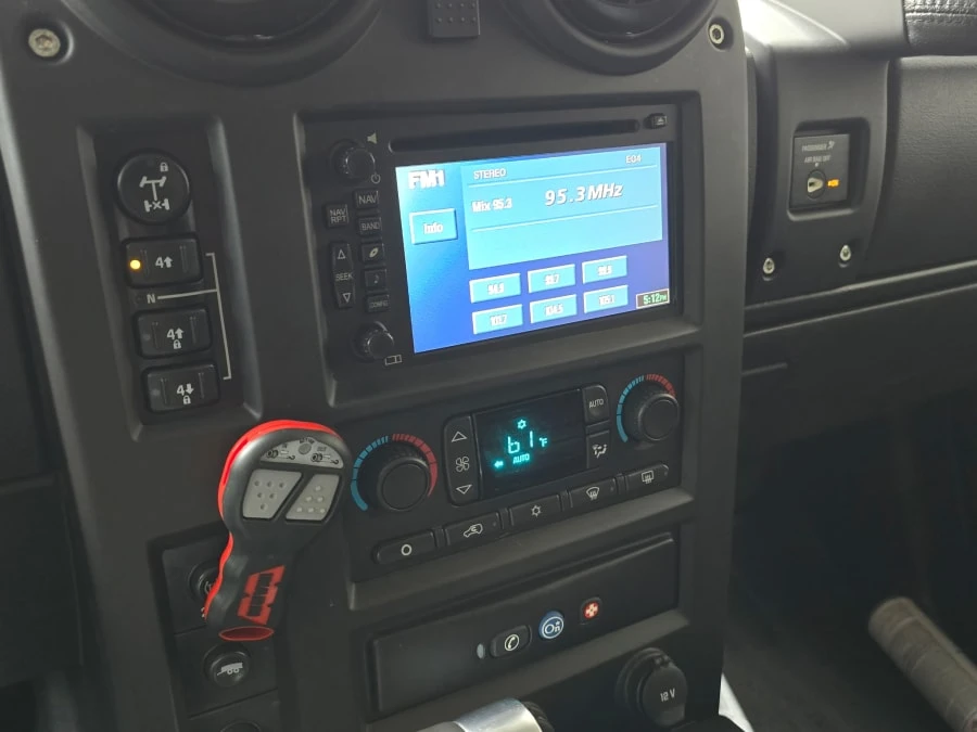 2006 Hummer Hummer H2 - Image 12 of 23