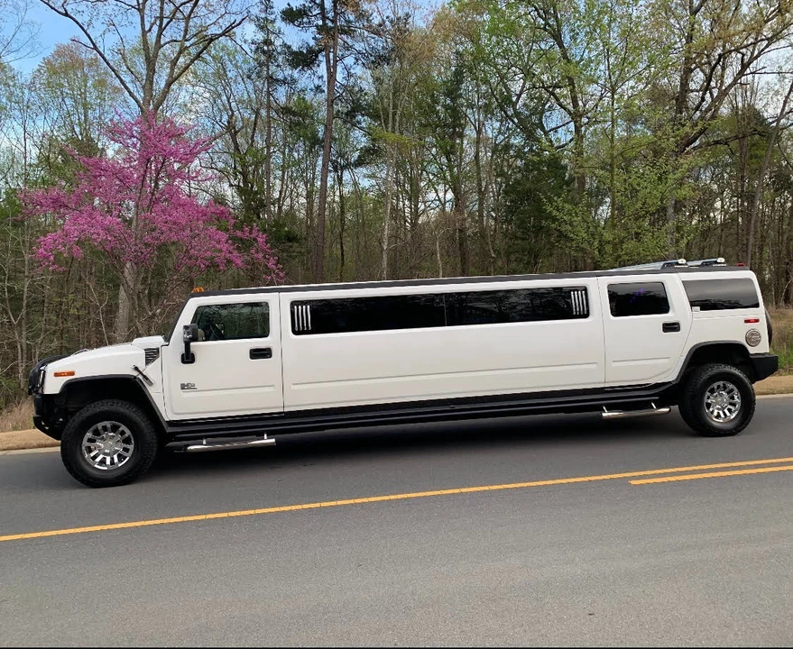 2006 Hummer Hummer H2 - Image 2 of 17