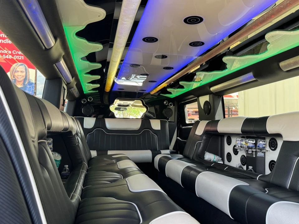 2006 Hummer Hummer H2 - Image 9 of 17
