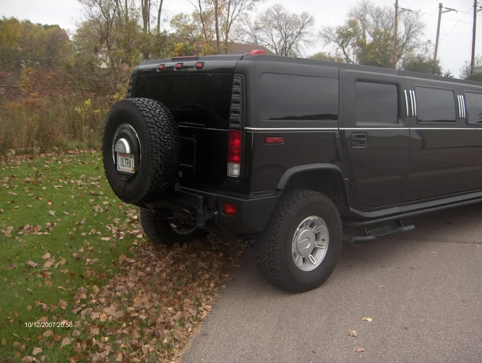 2006 Hummer Hummer H2 - Image 3 of 10
