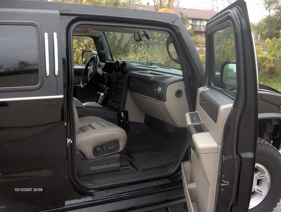 2006 Hummer Hummer H2 - Image 6 of 10