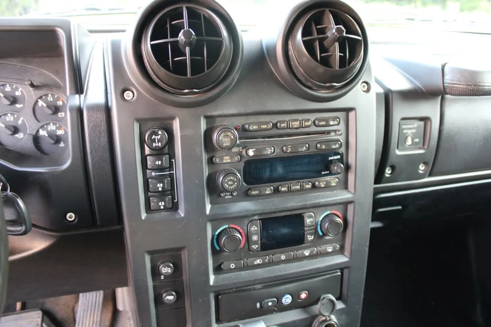 2006 Hummer Hummer H2 - Image 18 of 20