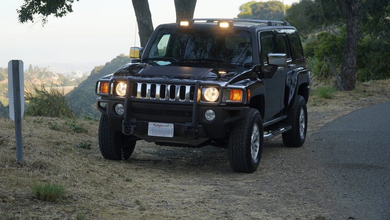 2006 Hummer Hummer H3 - Image 2 of 31