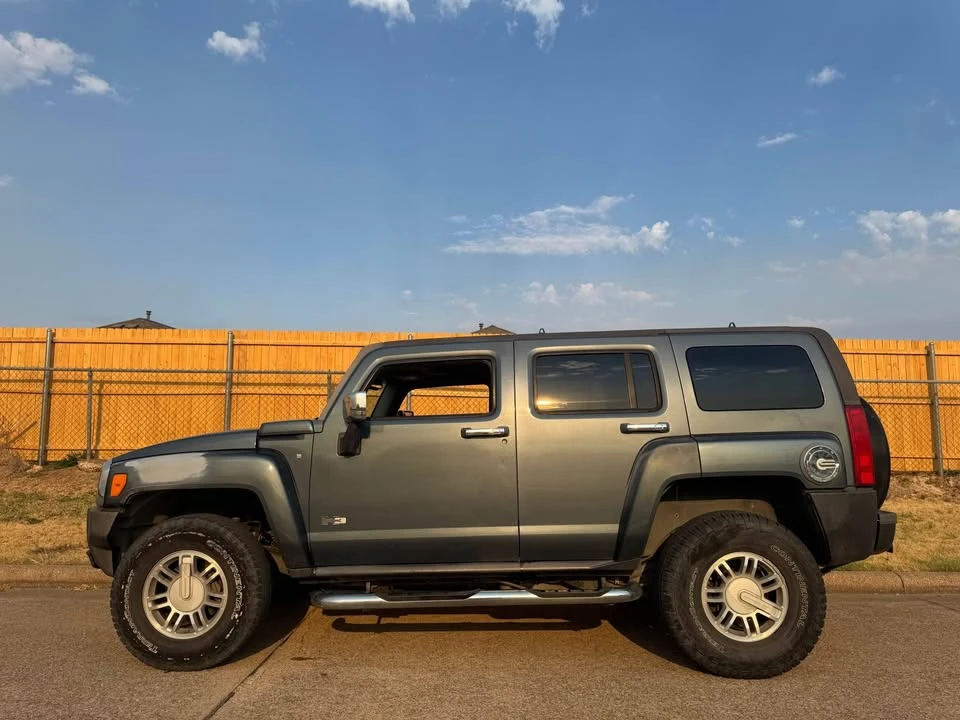 2006 Hummer Hummer H3 - Image 2 of 15