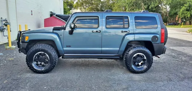 2006 Hummer H3 Sport Utility 4D