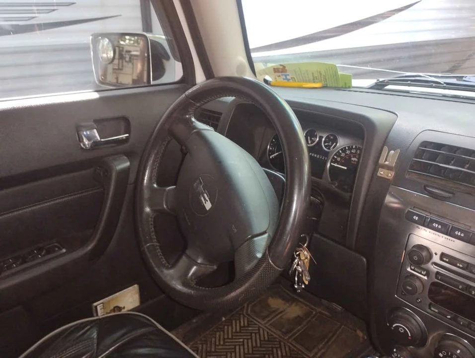 2006 Hummer Hummer H3 - Image 6 of 7