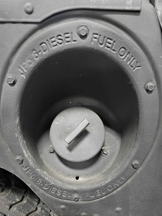 2006 Hummer HMMWV - Image 4 of 7