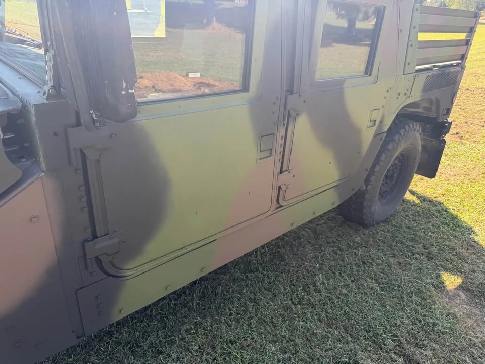 2006 Hummer HMMWV - Image 2 of 19