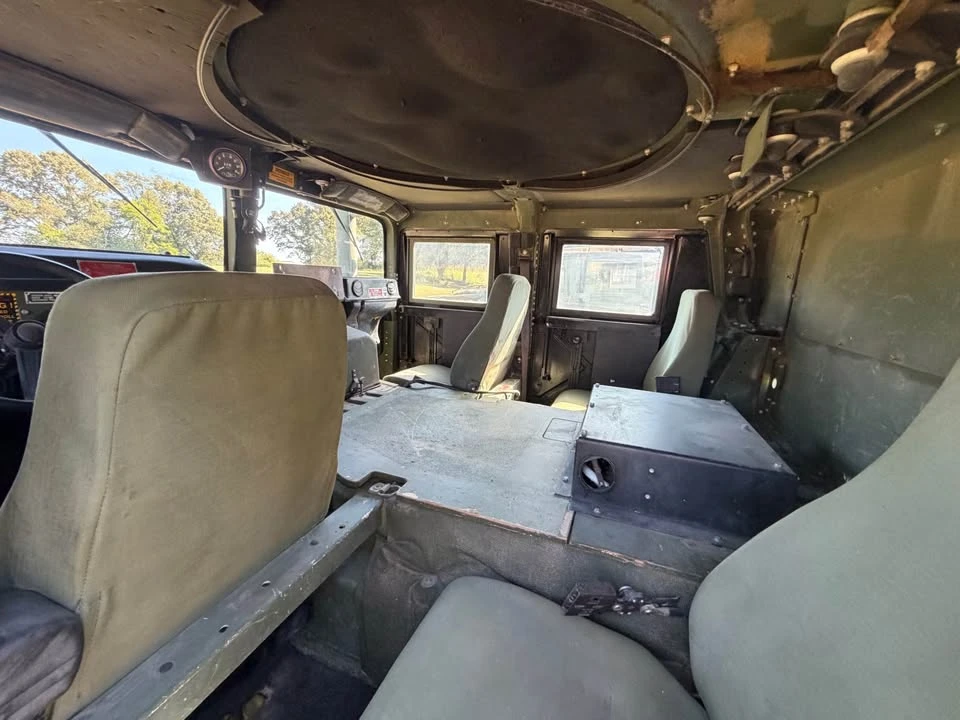 2006 Hummer HMMWV - Image 15 of 19