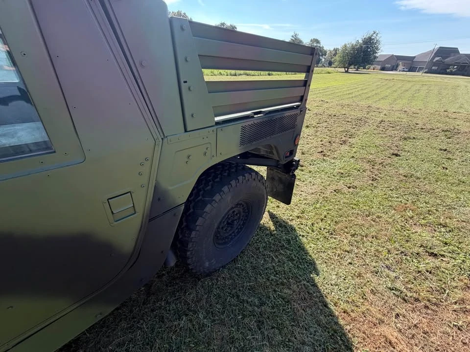 2006 Hummer HMMWV - Image 3 of 19