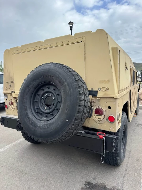 2006 Hummer HMMWV - Image 3 of 13