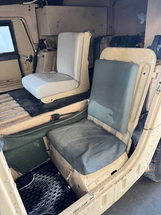 2006 Hummer HMMWV - Image 7 of 13