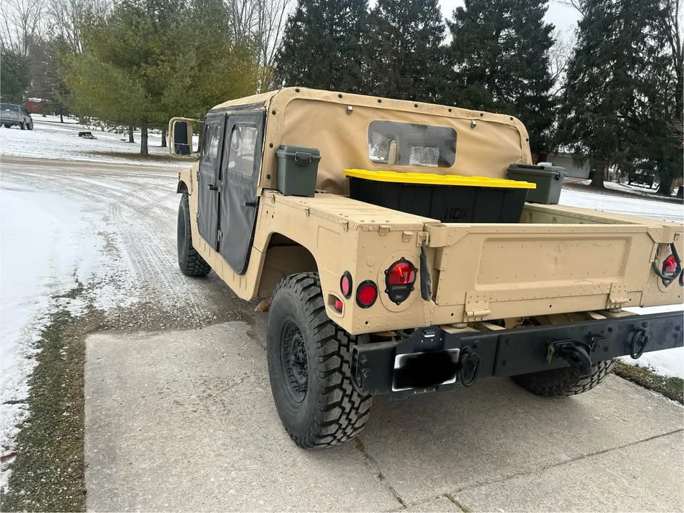 2006 Hummer HMMWV - Image 2 of 6