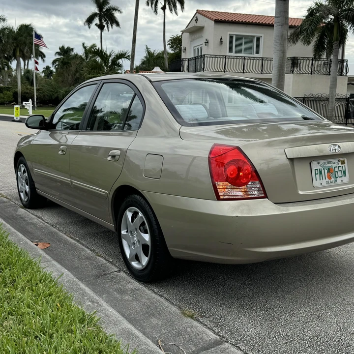 2006 Hyundai Elantra - Image 9 of 12