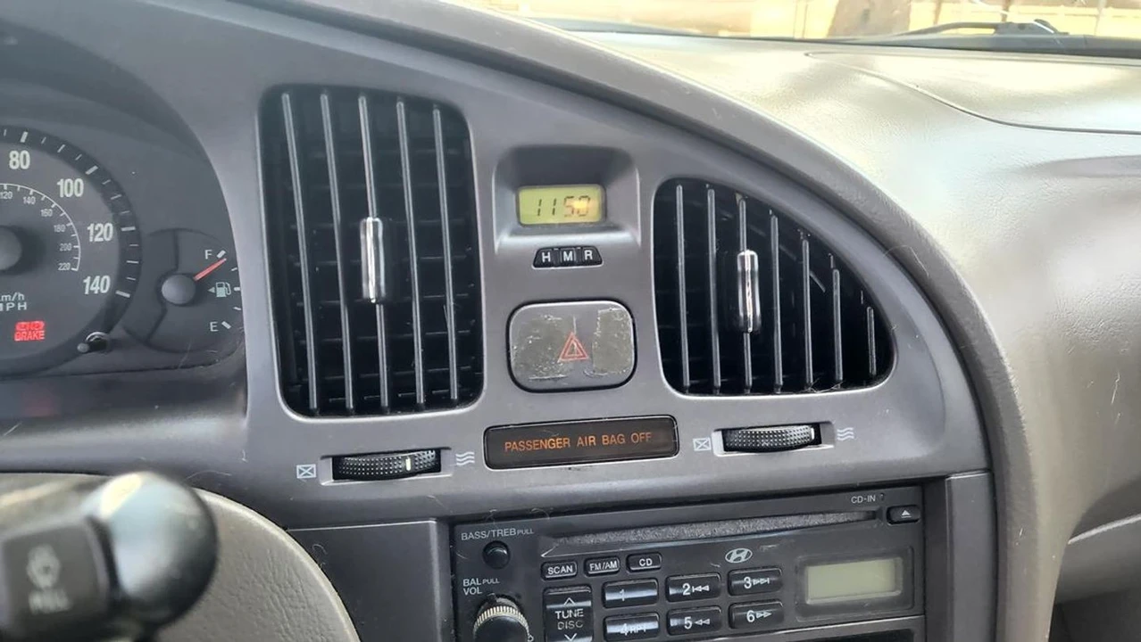 2006 Hyundai Elantra - Image 20 of 21
