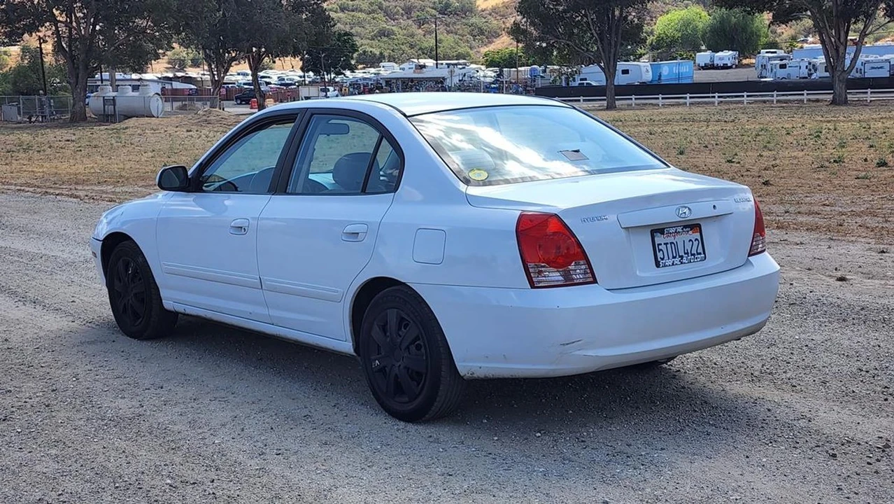 2006 Hyundai Elantra - Image 6 of 12
