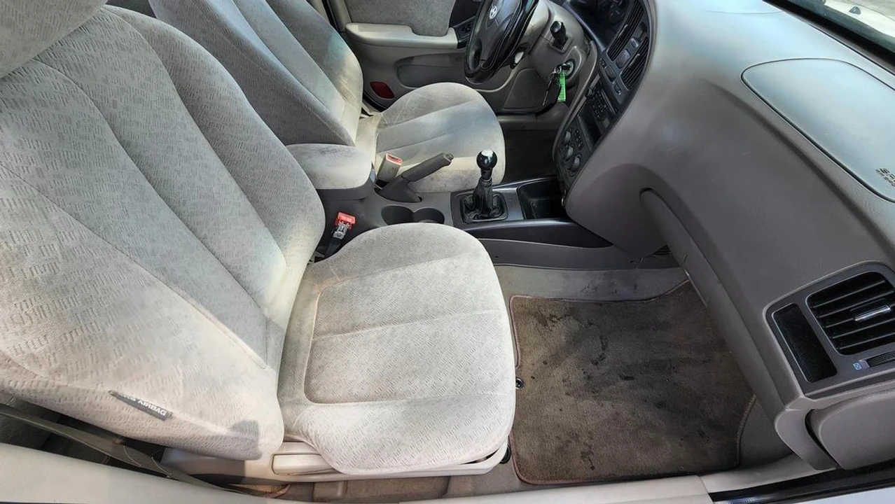 2006 Hyundai Elantra - Image 15 of 21