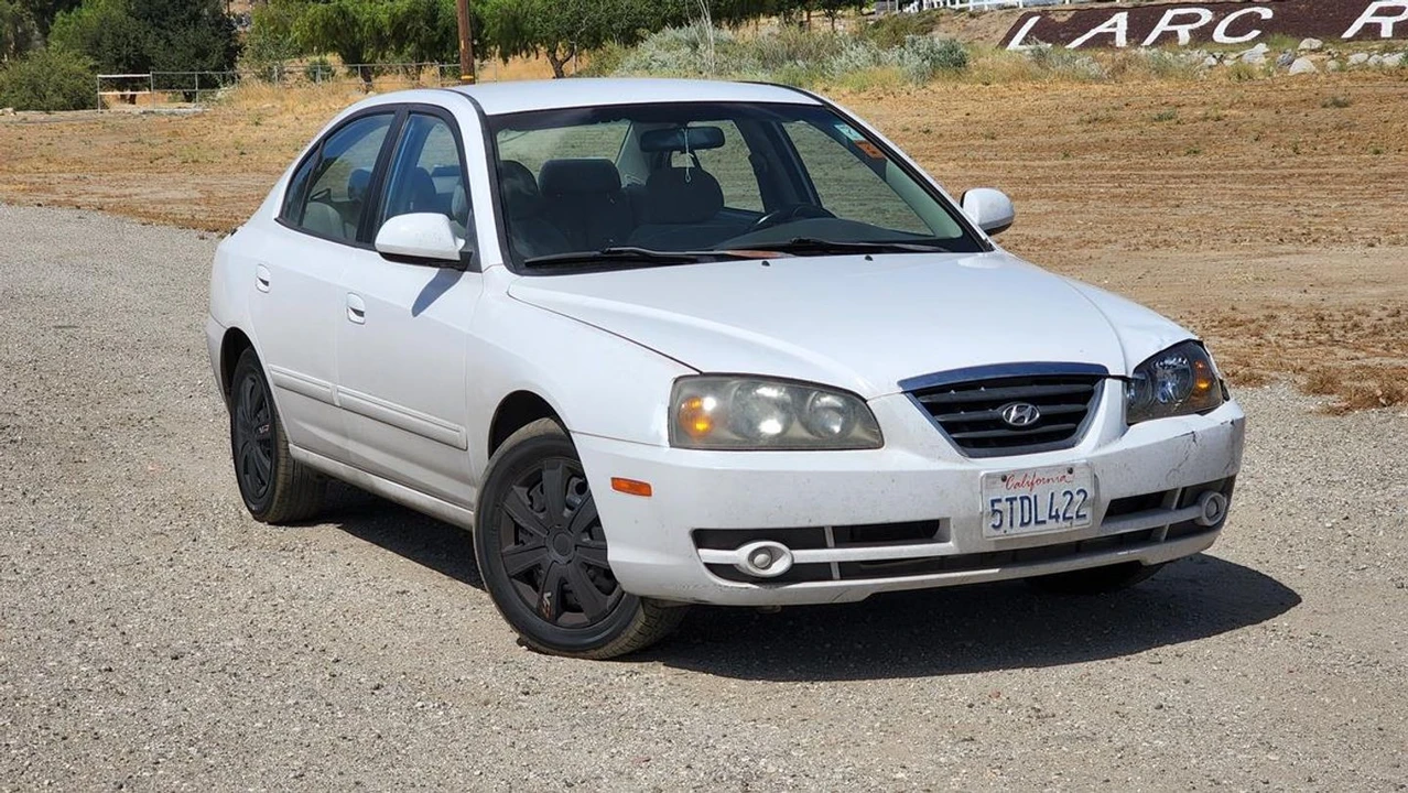 2006 Hyundai Elantra - Image 4 of 21