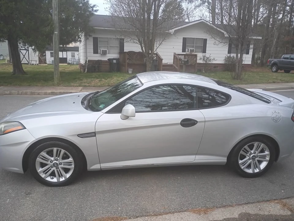 2006 Hyundai Tiburon - Image 5 of 9