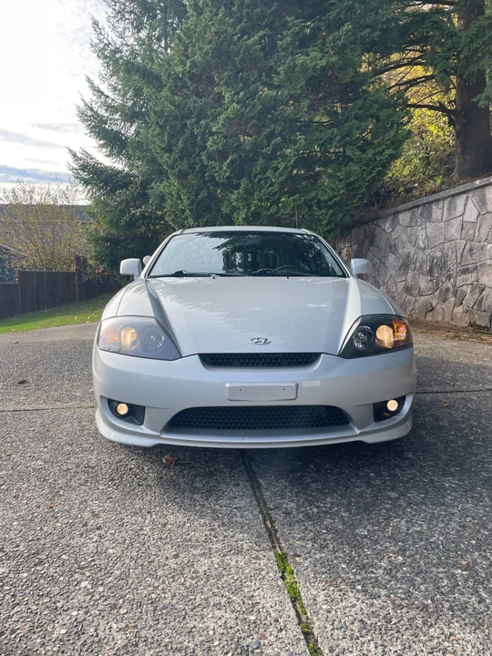 2006 Hyundai Tiburon - Image 2 of 16