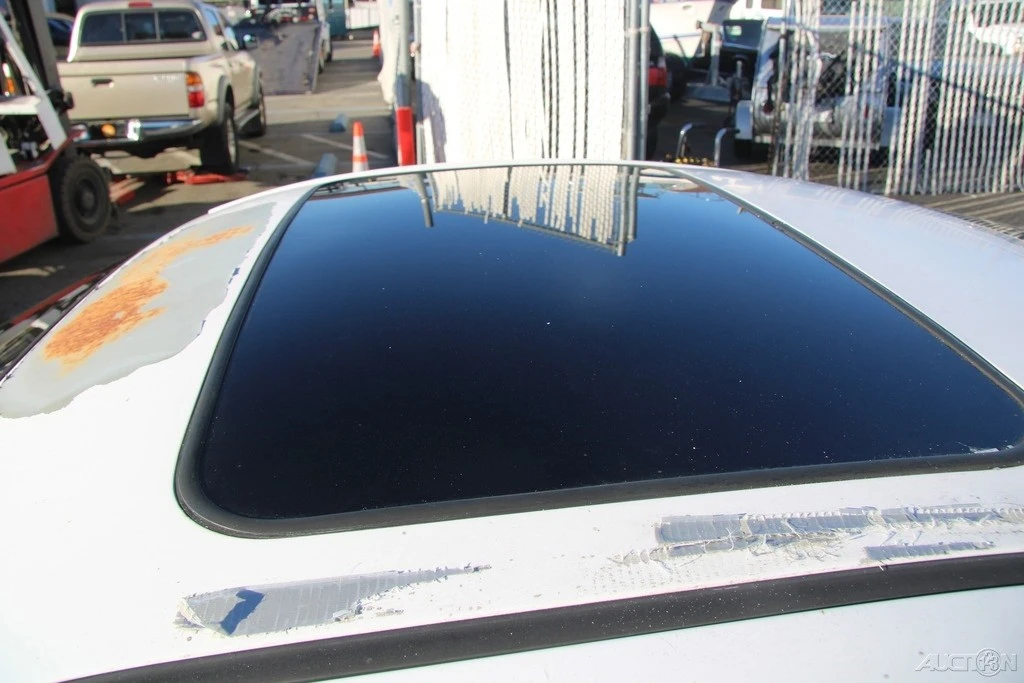2006 Hyundai Tiburon - Image 12 of 21