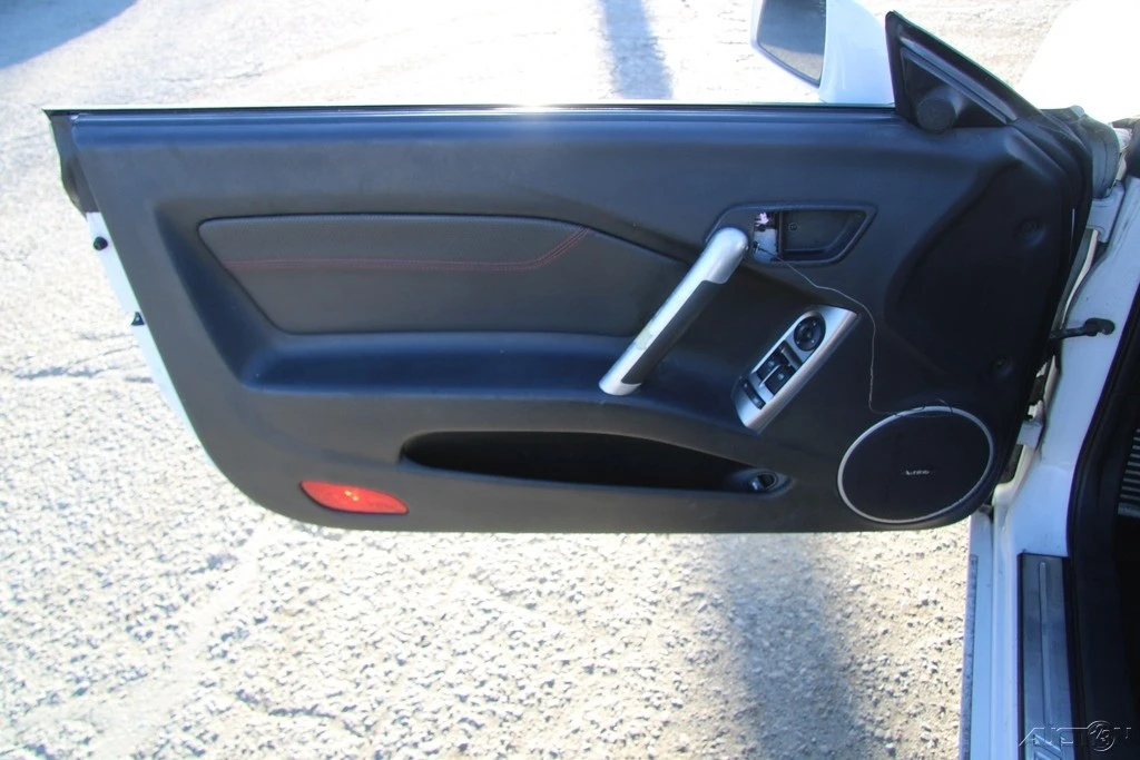 2006 Hyundai Tiburon - Image 14 of 21