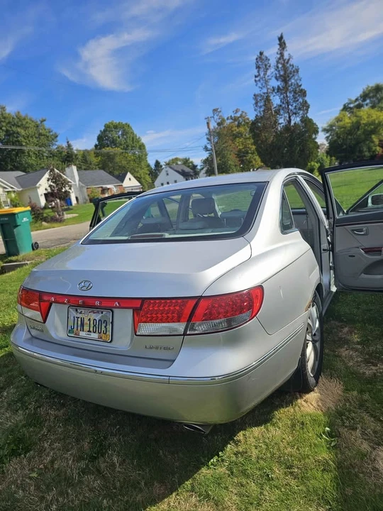 2006 Hyundai Azera - Image 7 of 10