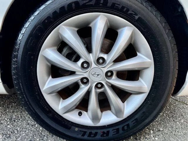 2006 Hyundai Azera - Image 11 of 20