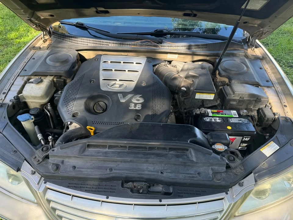 2006 Hyundai Azera - Image 2 of 8