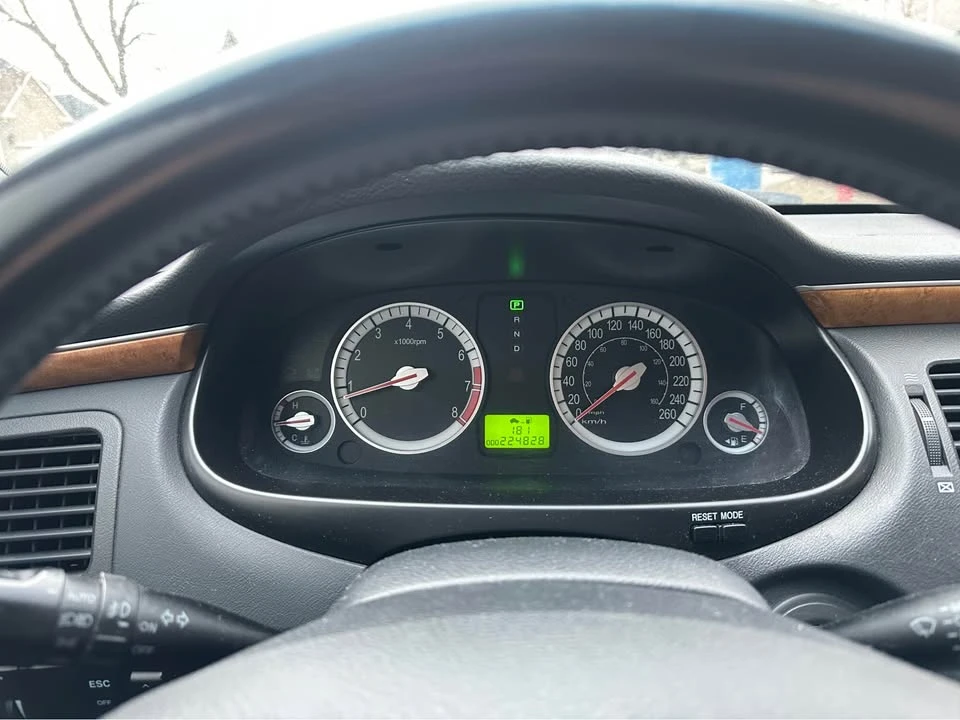 2006 Hyundai Azera - Image 5 of 6