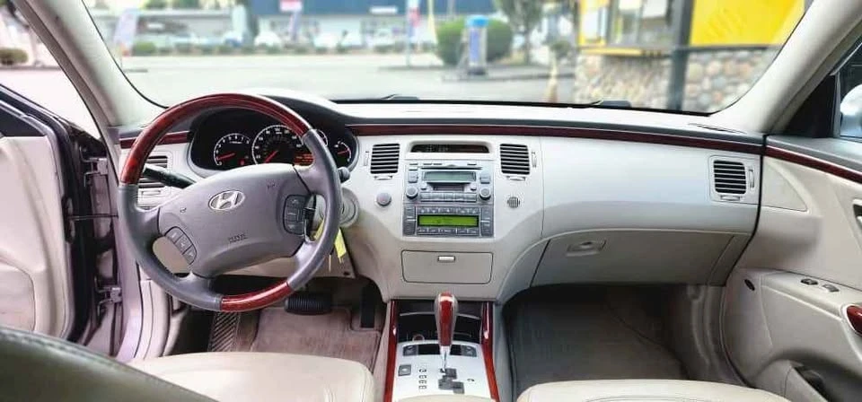 2006 Hyundai Azera - Image 11 of 20
