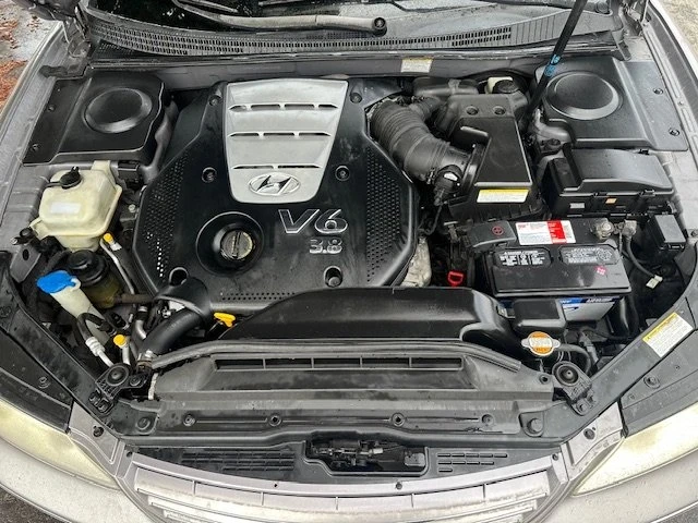 2006 Hyundai Azera - Image 16 of 18