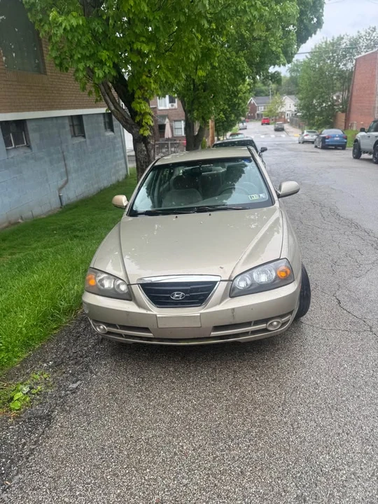 2006 Hyundai Elantra - Image 2 of 8