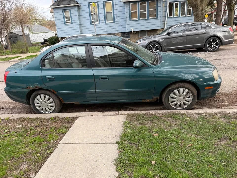 2006 Hyundai Elantra - Image 2 of 8