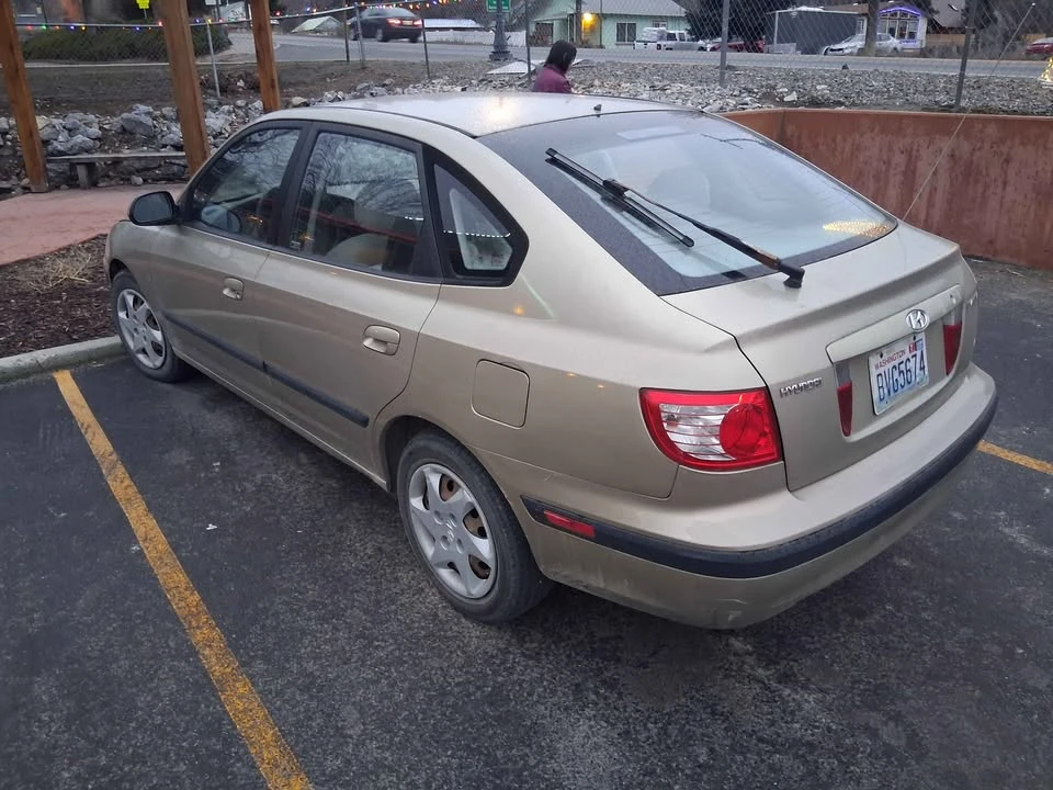 2006 Hyundai Genesis - Image 2 of 4
