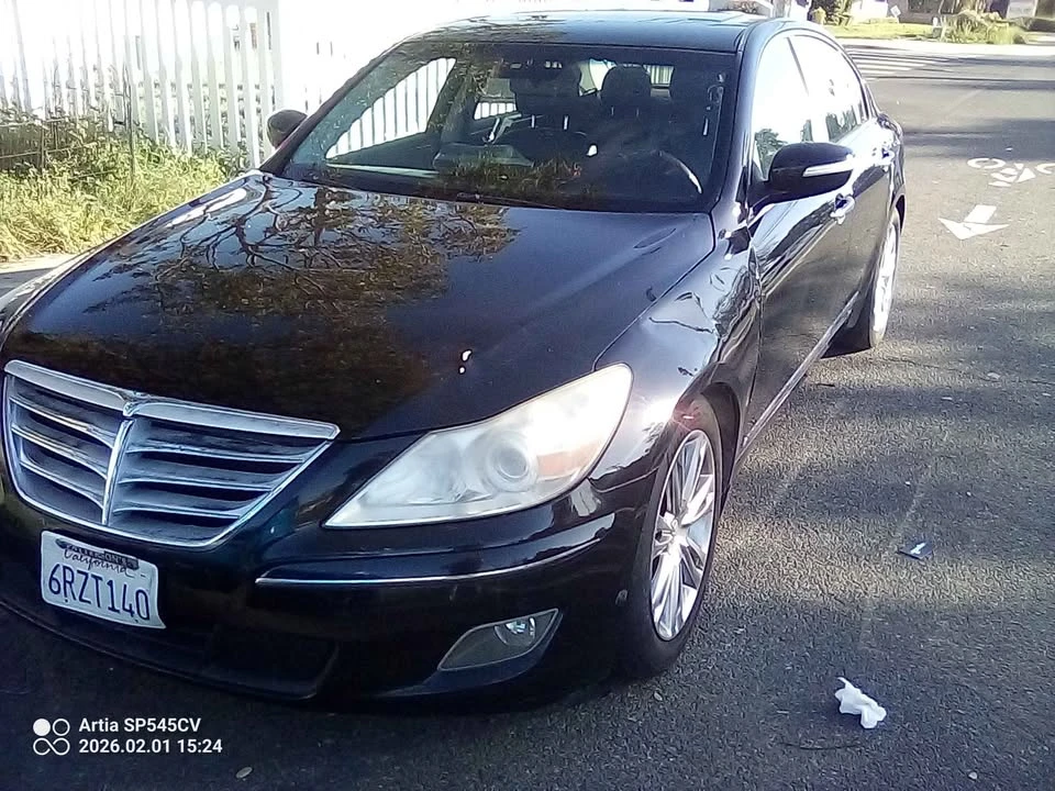 2006 Hyundai Genesis - Image 3 of 7