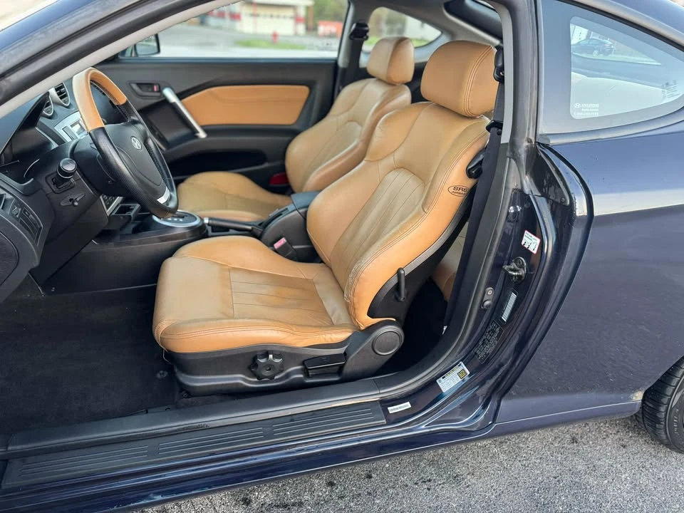 2006 Hyundai Tiburon - Image 9 of 18