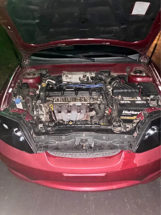 2006 Hyundai Tiburon - Image 3 of 7
