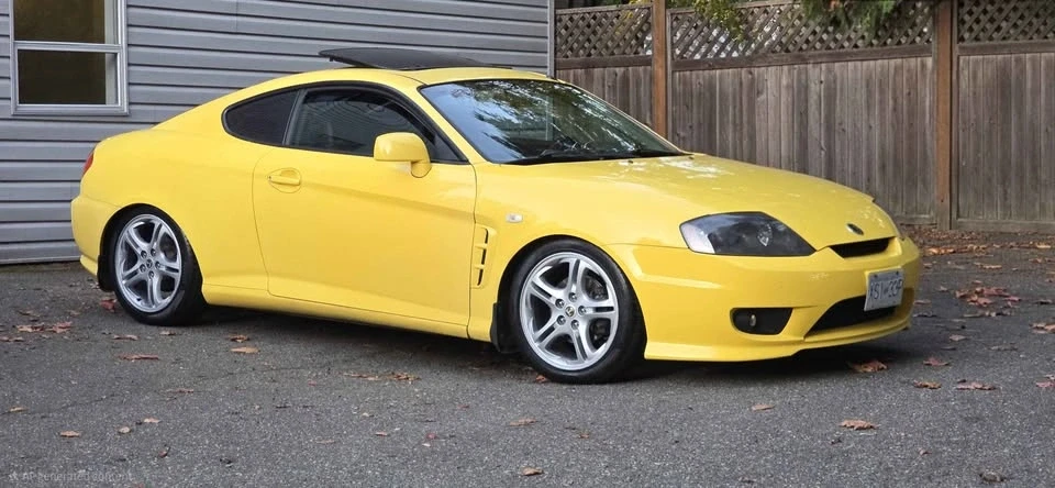 2006 Hyundai Tiburon - Image 9 of 20