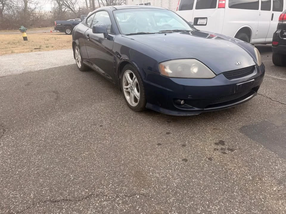 2006 Hyundai Tiburon - Image 3 of 7