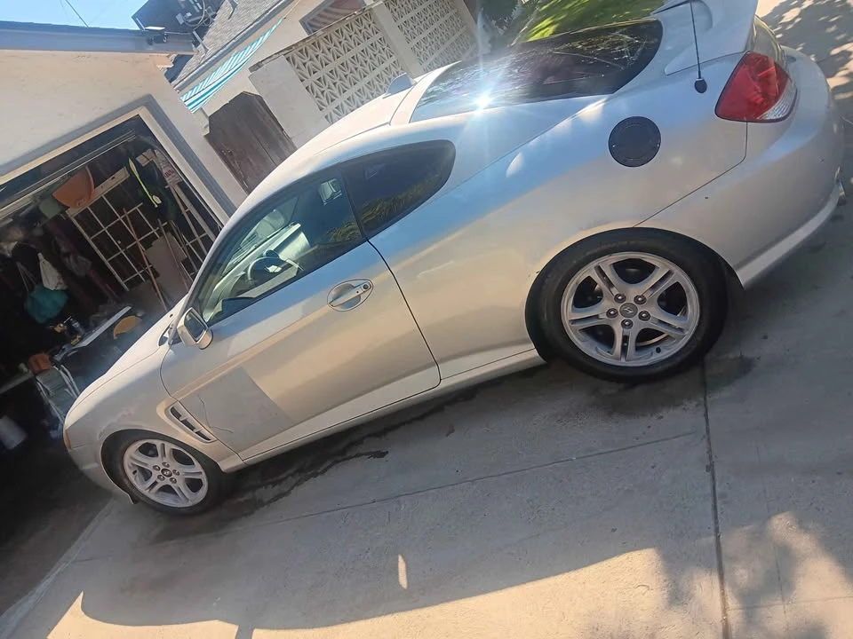 2006 Hyundai Tiburon - Image 6 of 7