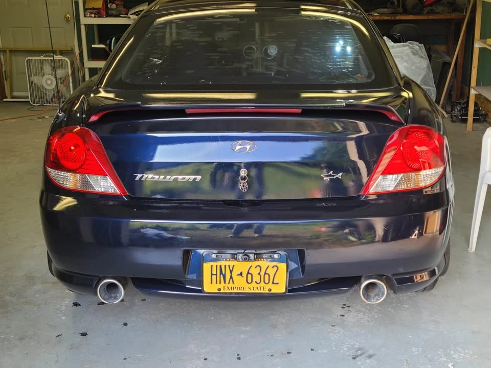 2006 Hyundai Tiburon - Image 2 of 4