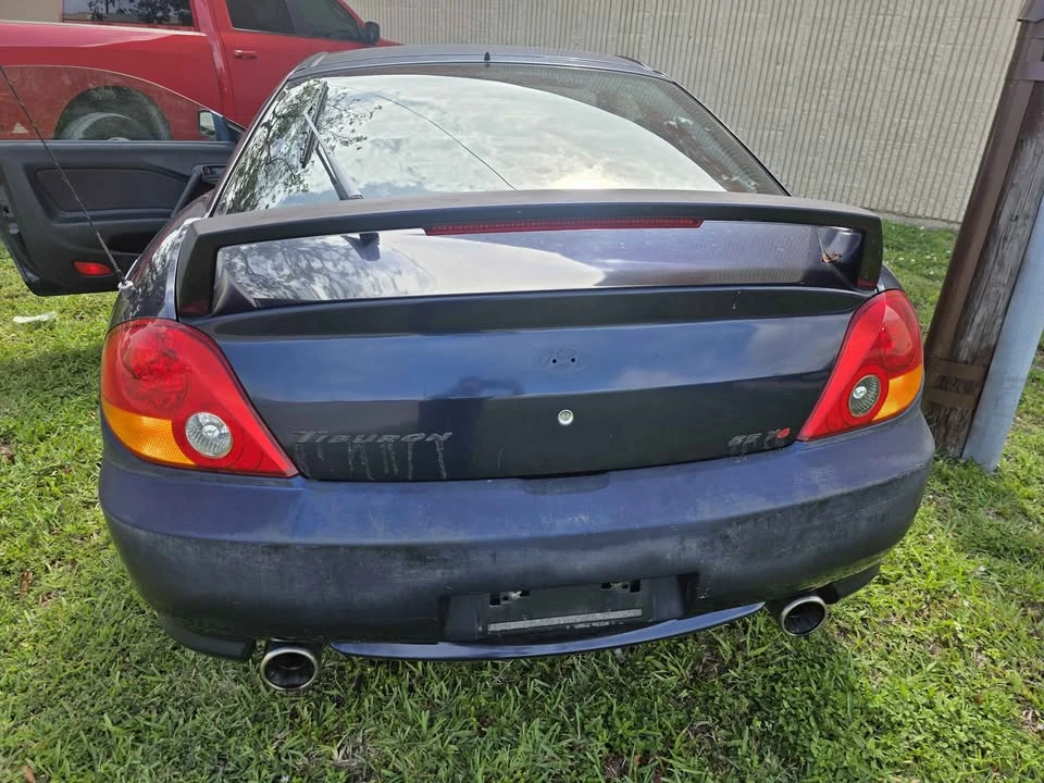 2006 Hyundai Tiburon - Image 6 of 19