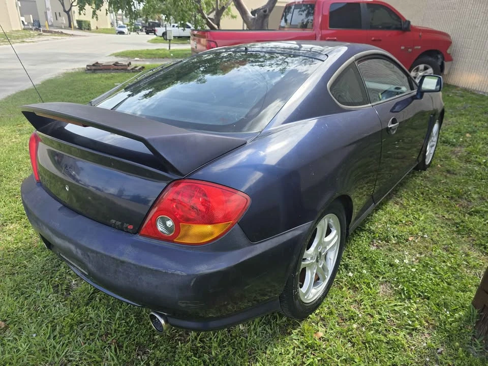 2006 Hyundai Tiburon - Image 7 of 19