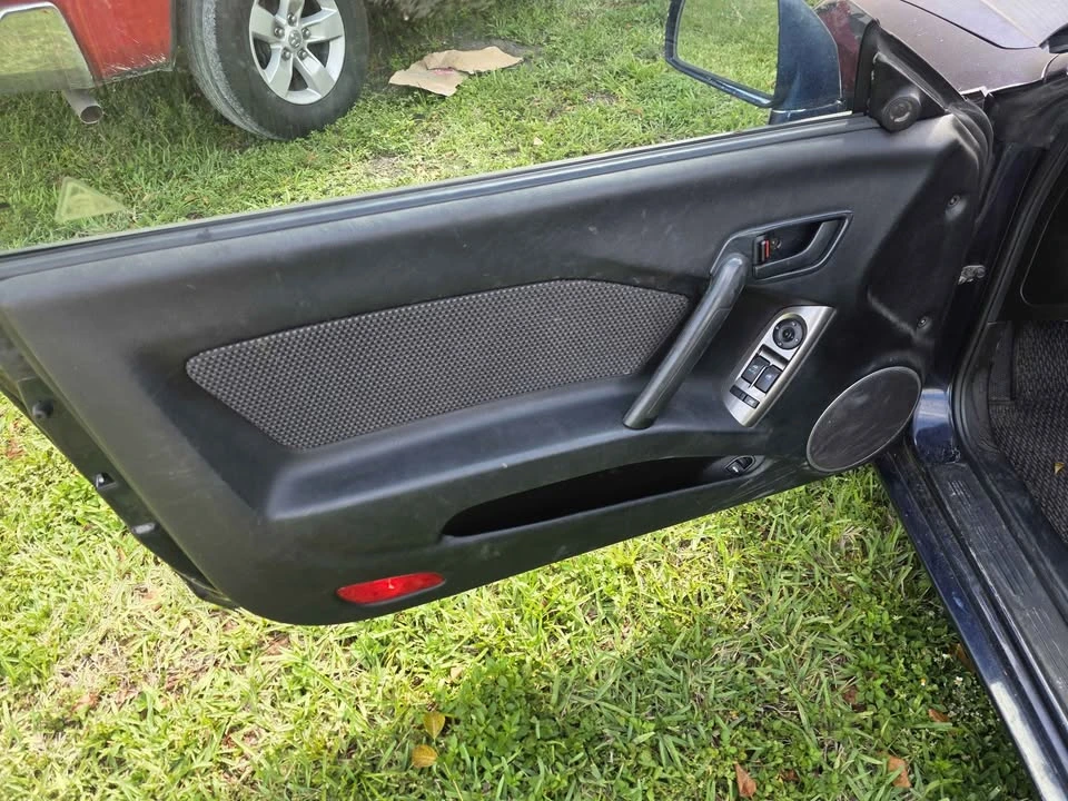 2006 Hyundai Tiburon - Image 15 of 19